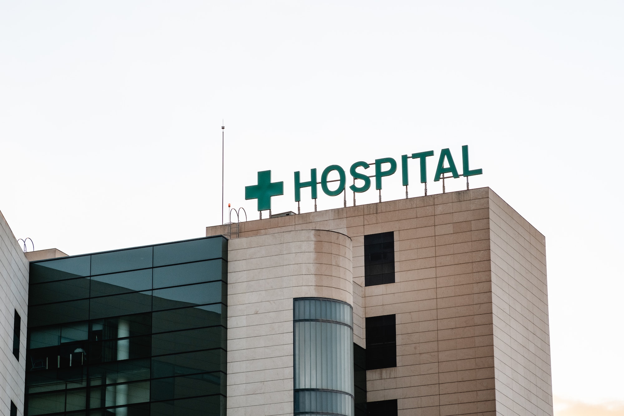 HOSPITAL sign in letters on the outside.